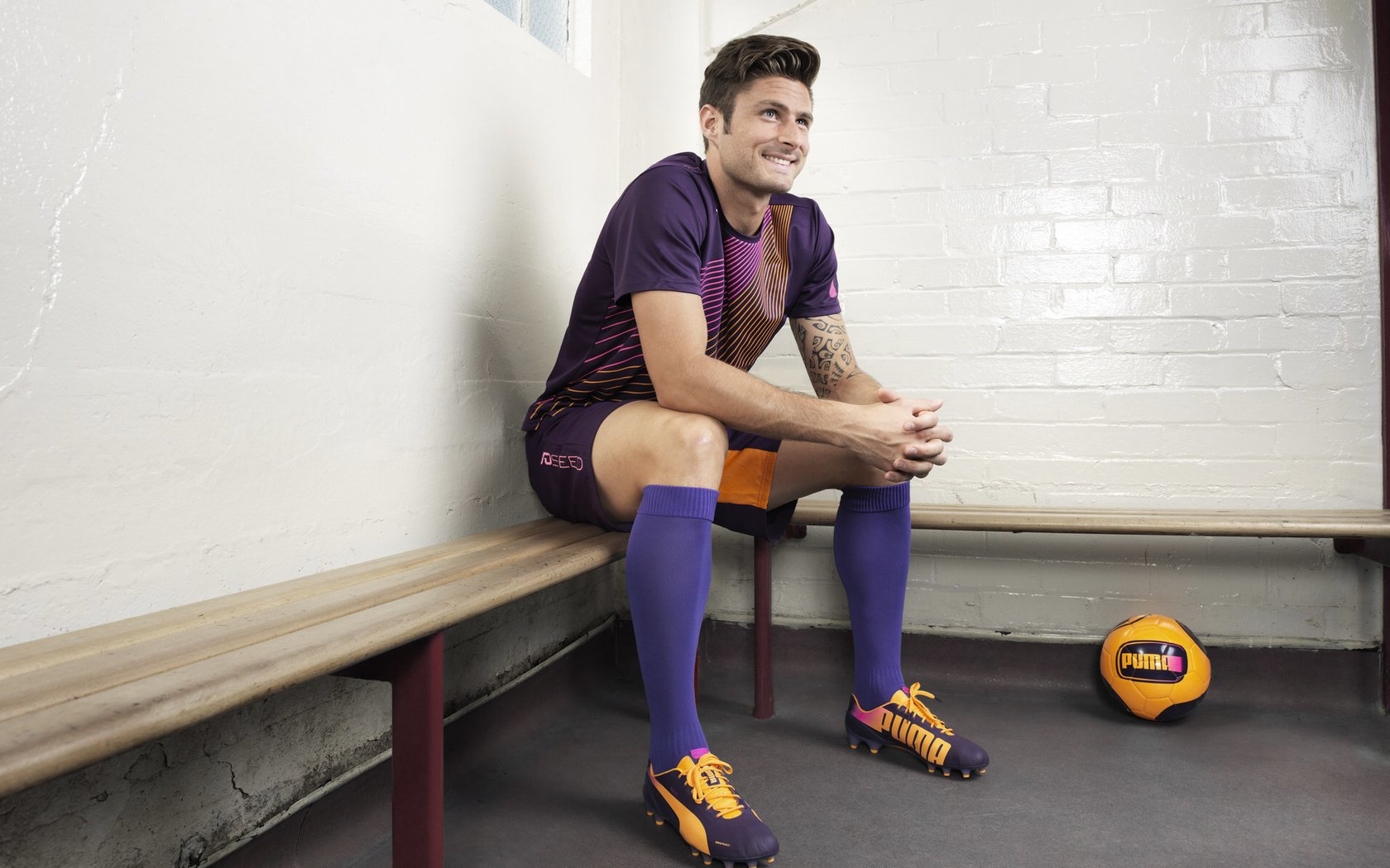 尤文图斯带队取胜!,哈兰德重要时刻战术调整赛场气氛高涨