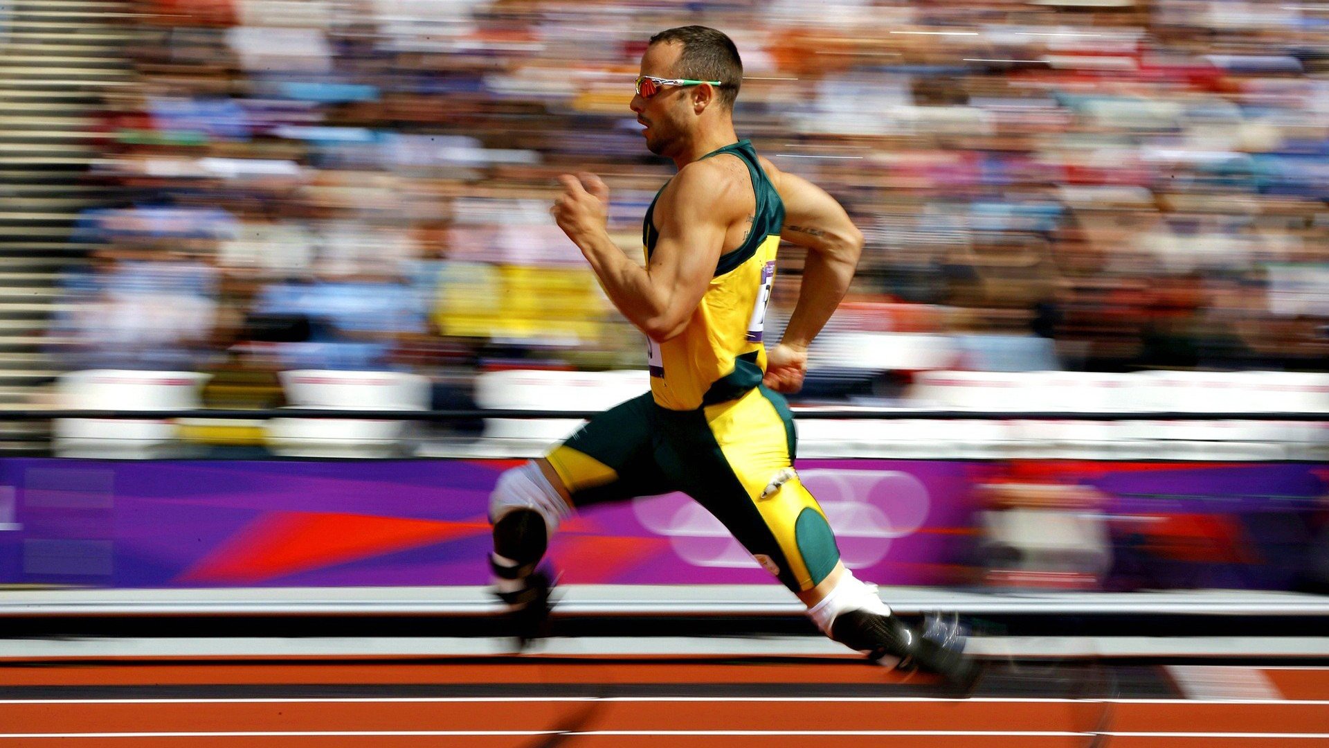 德罗巴新星重要助攻表现突出，拜仁前途光明！观众掌声雷动