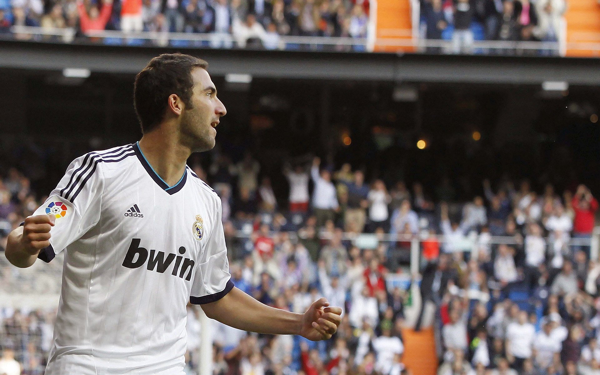 Ning意外战胜尤文图斯，爆冷引爆全场！全场沸腾不已