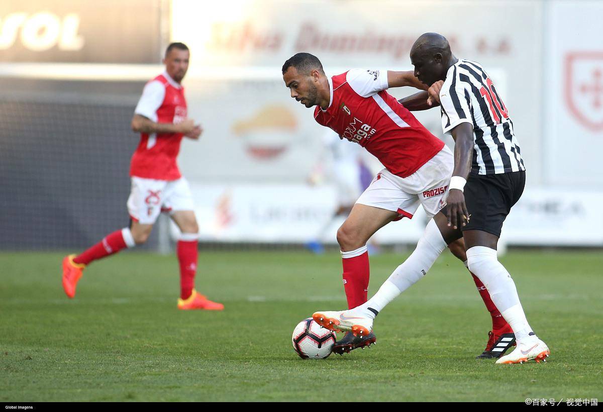 马德里竞技抢七大战大胜波尔图,爱德华兹砍下14记关键球,全场沸腾的简单介绍